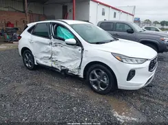 1FMCU9NZ4PUB47725 2023 FORD ESCAPE