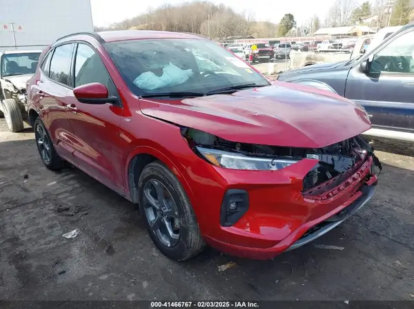 1FMCU9NZ5RUB13747 2024 FORD ESCAPE - Image 1
