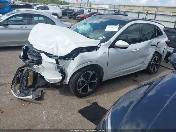 1FMCU9PZ4SUB41204 2025 FORD ESCAPE - Image 2