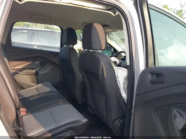 1FMCUOF70HUE14367 2017 FORD ESCAPE - Image 8