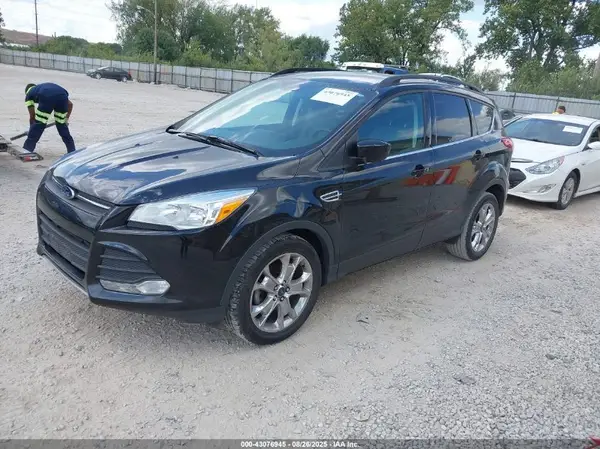 1FMCUOGX8GUB87247 2016 FORD ESCAPE - Image 2