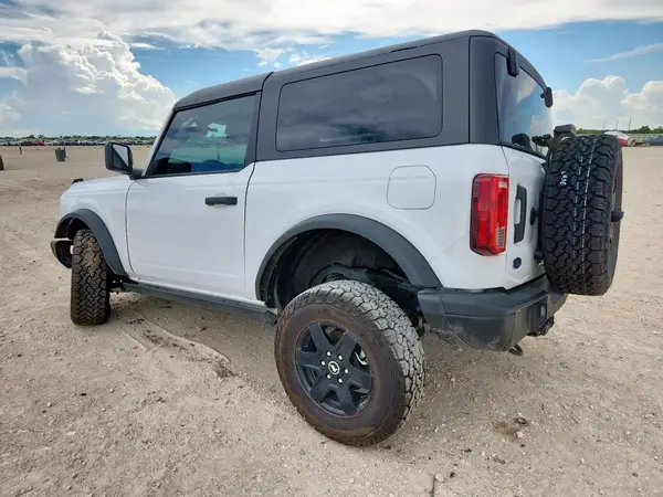 1FMDE1AH8RLA95282 2024 FORD BRONCO - Image 2