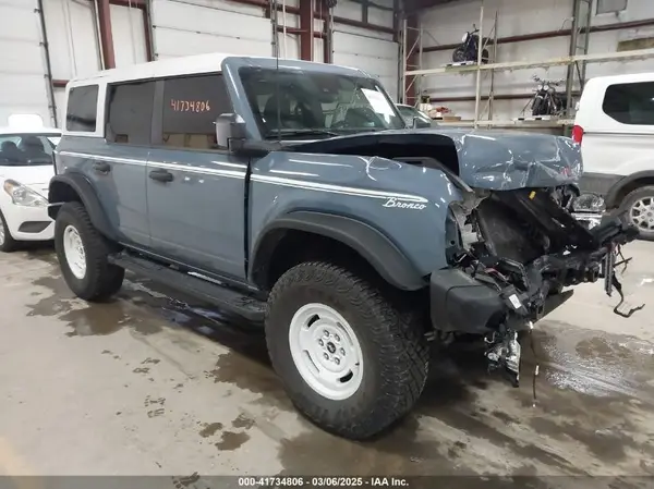 1FMDE4DH2PLA40790 2023 FORD BRONCO - Image 1