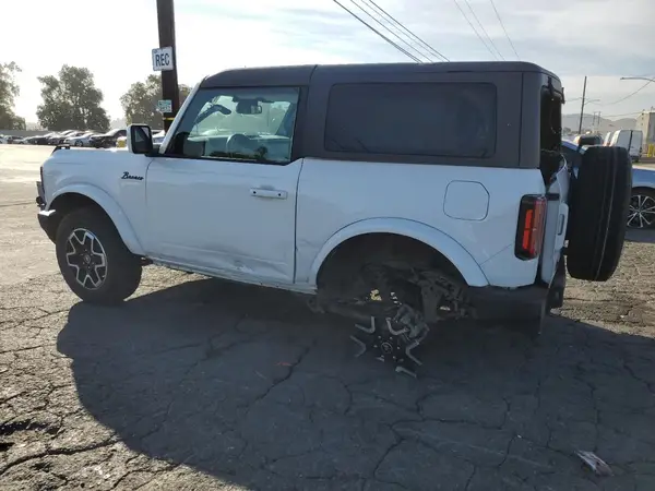 1FMDE5AH1NLB24039 2022 FORD BRONCO - Image 2