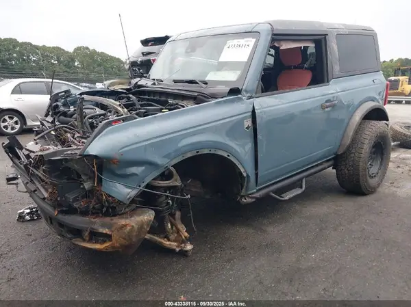 1FMDE5AH2NLB11896 2022 FORD BRONCO - Image 2