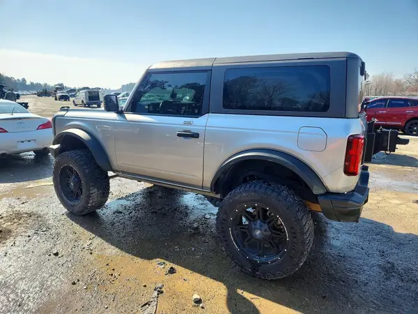 1FMDE5AH2NLB21277 2022 FORD BRONCO - Image 2