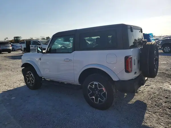 1FMDE5AH2PLB44285 2023 FORD BRONCO - Image 2