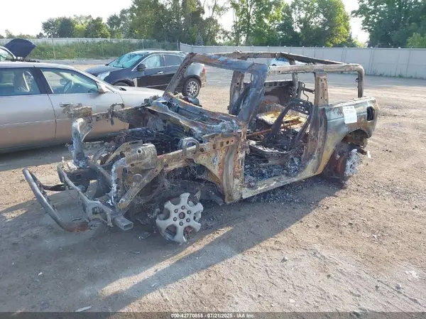 1FMDE5AH3NLB52103 2022 FORD BRONCO - Image 2