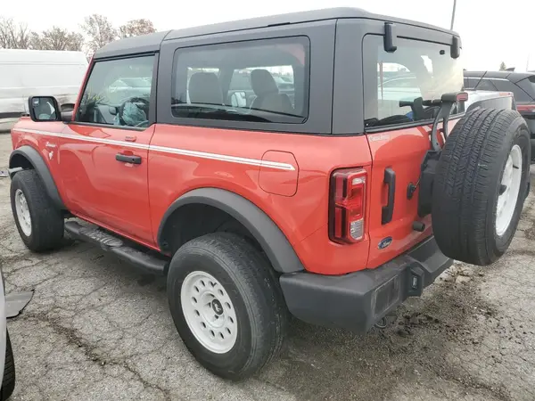 1FMDE5AH3NLB61738 2022 FORD BRONCO - Image 2