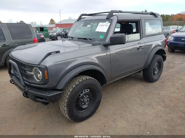 1FMDE5AH4NLB05081 2022 FORD BRONCO - Image 2