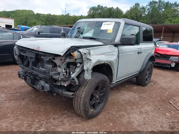1FMDE5AH5NLB67153 2022 FORD BRONCO - Image 2
