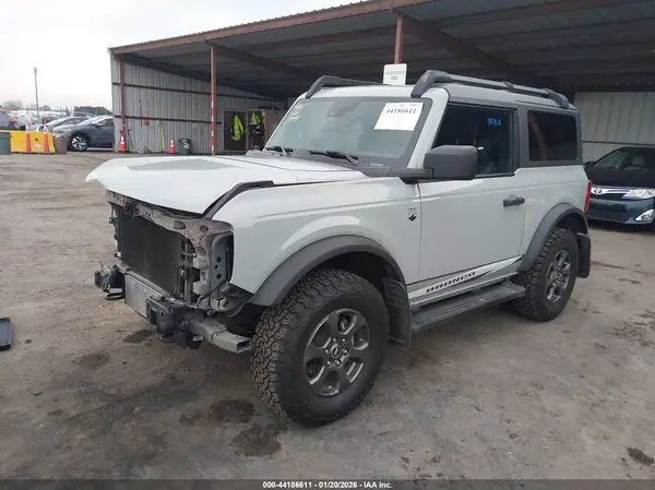 1FMDE5AH7MLA71958 2021 FORD BRONCO - Image 2