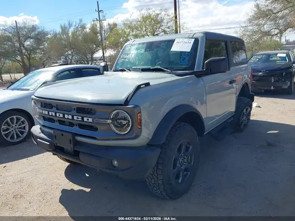 1FMDE5AH7NLB27303 2022 FORD BRONCO - Image 2