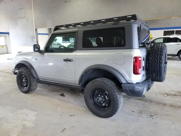 1FMDE5AH9NLA89251 2022 FORD BRONCO - Image 2