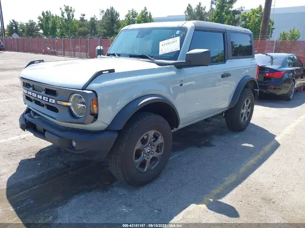 1FMDE5AH9PLC01260 2023 FORD BRONCO - Image 2