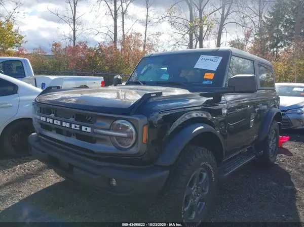1FMDE5AP1NLB04963 2022 FORD BRONCO - Image 2