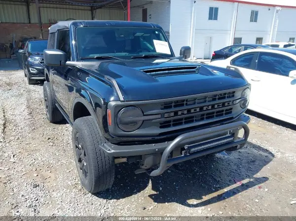 1FMDE5AP1NLB45867 2022 FORD BRONCO - Image 1