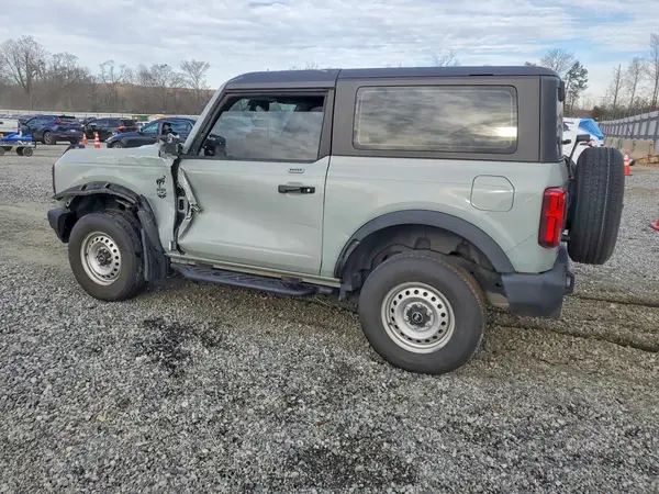 1FMDE5AP3NLB64727 2022 FORD BRONCO - Image 2