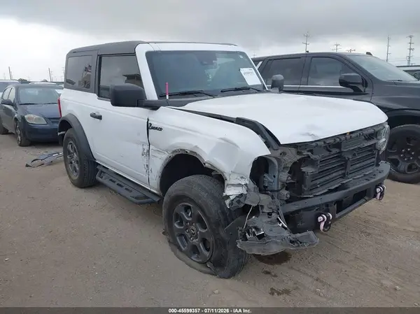 1FMDE5AP6PLB69942 2023 FORD BRONCO - Image 1