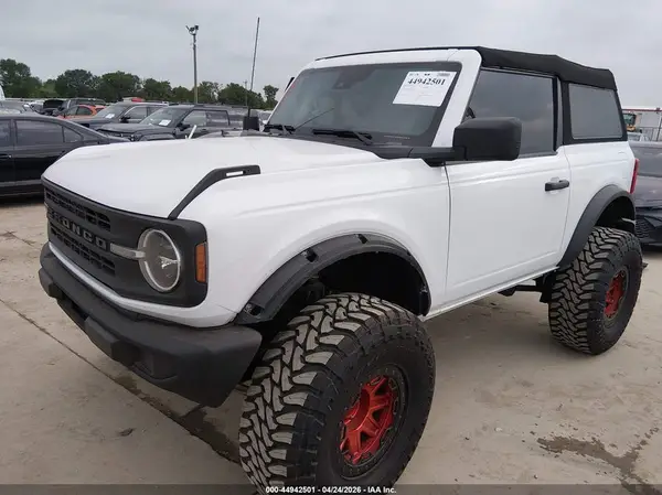 1FMDE5AP9NLB06203 2022 FORD BRONCO - Image 2