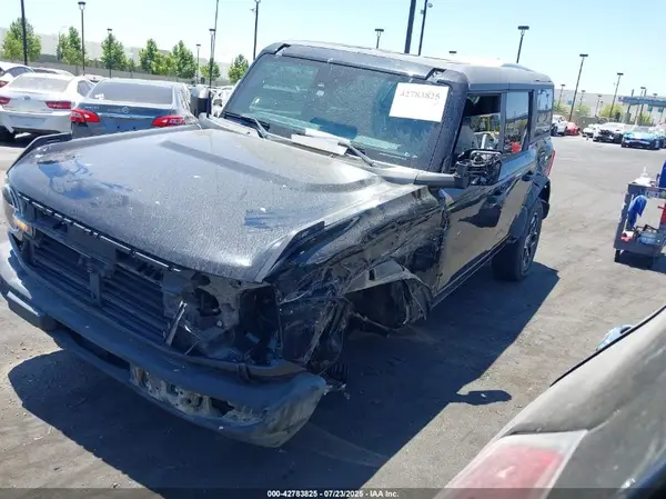 1FMDE5BH0NLA92148 2022 FORD BRONCO - Image 2