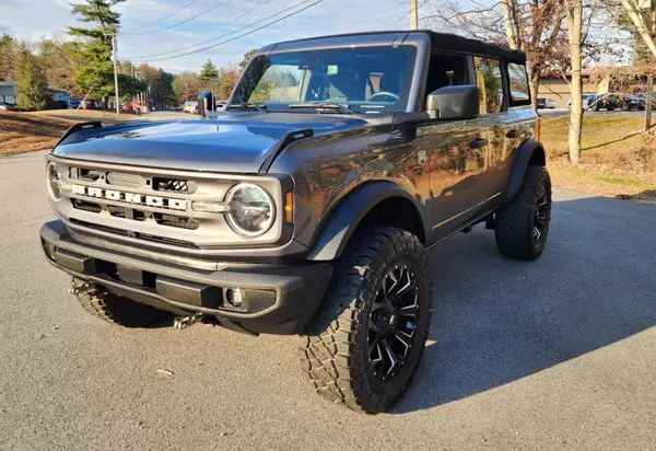 1FMDE5BH0NLA99696 2022 FORD BRONCO - Image 2