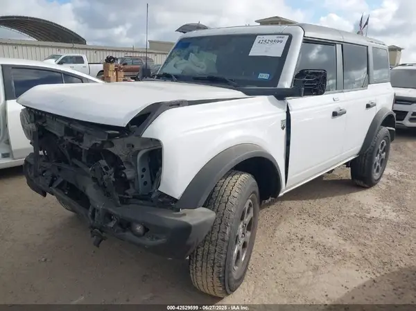 1FMDE5BH0NLB10003 2022 FORD BRONCO - Image 2