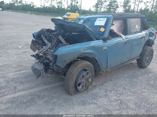 1FMDE5BH0NLB12981 2022 FORD BRONCO - Image 2