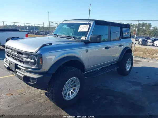 1FMDE5BH0NLB86580 2022 FORD BRONCO - Image 2