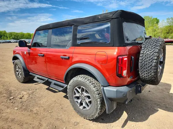 1FMDE5BH0PLB18380 2023 FORD BRONCO - Image 2
