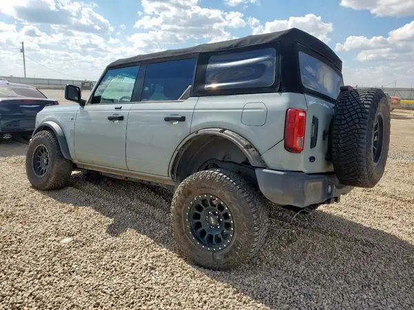 1FMDE5BH1MLA96935 2021 FORD BRONCO - Image 2