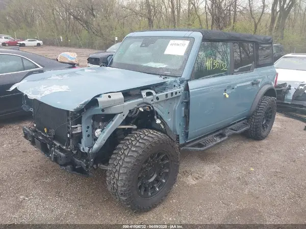 1FMDE5BH1NLB25626 2022 FORD BRONCO - Image 2