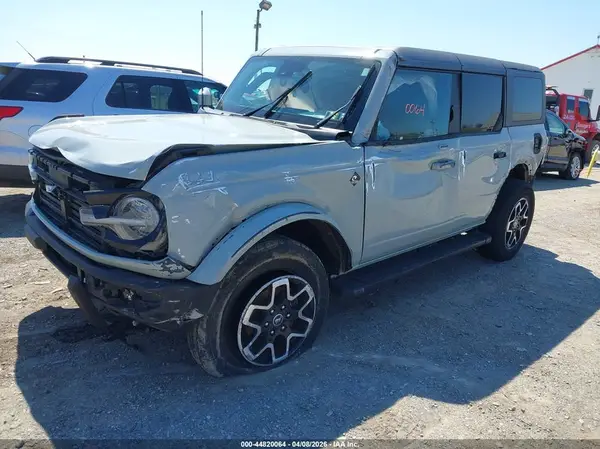 1FMDE5BH1PLB82234 2023 FORD BRONCO - Image 2