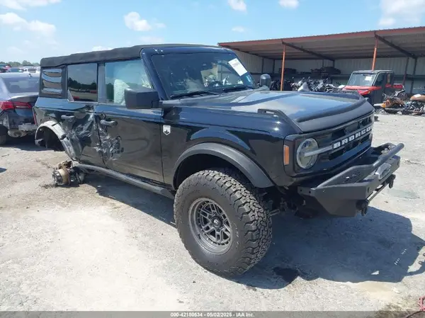 1FMDE5BH2MLB03794 2021 FORD BRONCO - Image 1