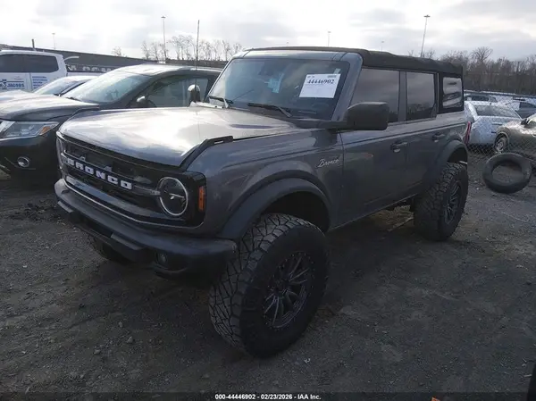 1FMDE5BH2NLA80258 2022 FORD BRONCO - Image 2
