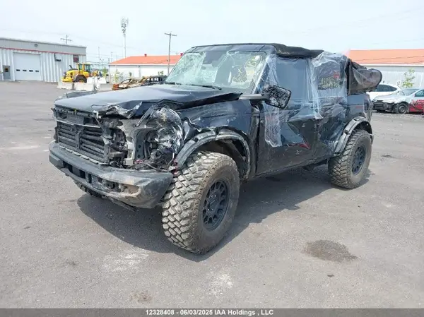 1FMDE5BH2NLA93480 2022 FORD BRONCO - Image 2