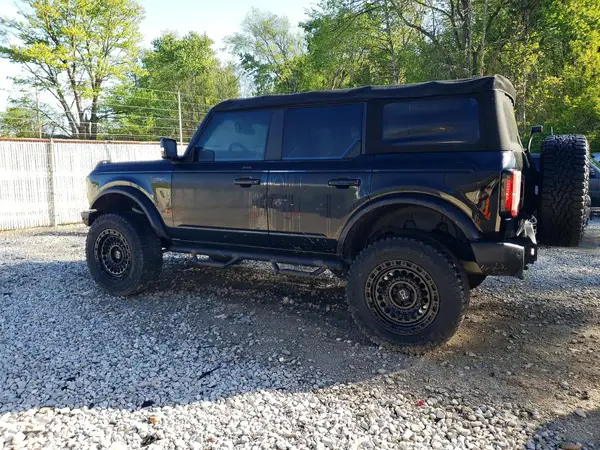 1FMDE5BH2NLB14246 2022 FORD BRONCO - Image 2