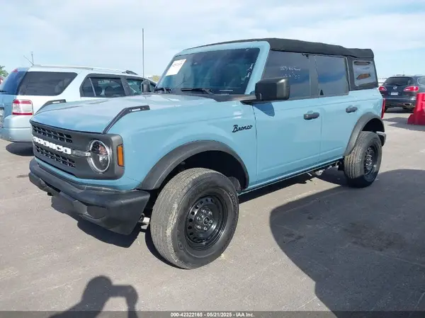 1FMDE5BH2PLA98570 2023 FORD BRONCO - Image 2
