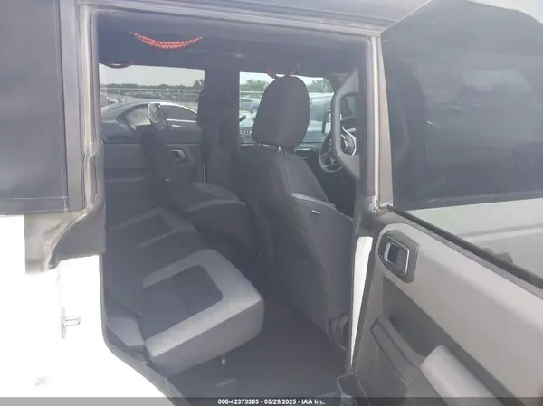 1FMDE5BH2PLB19935 2023 FORD BRONCO - Image 8