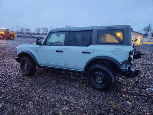 1FMDE5BH2PLB88219 2023 FORD BRONCO - Image 2