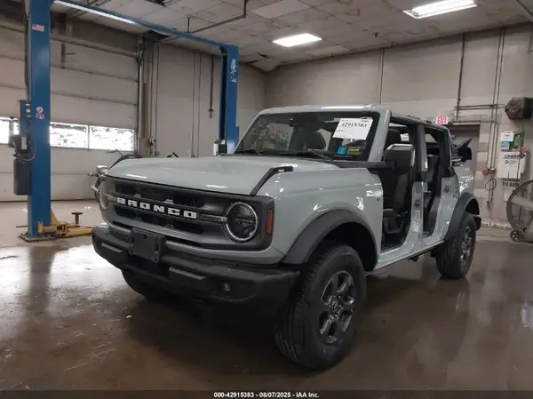 1FMDE5BH3MLB07403 2021 FORD BRONCO - Image 2