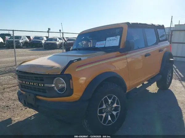 1FMDE5BH3NLA98445 2022 FORD BRONCO - Image 2