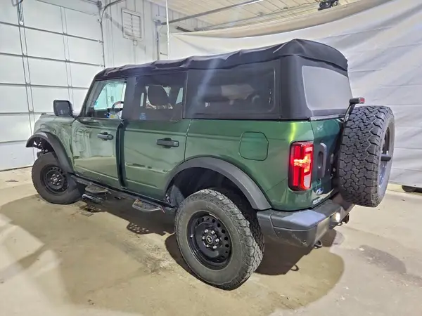 1FMDE5BH3NLB24719 2022 FORD BRONCO - Image 2