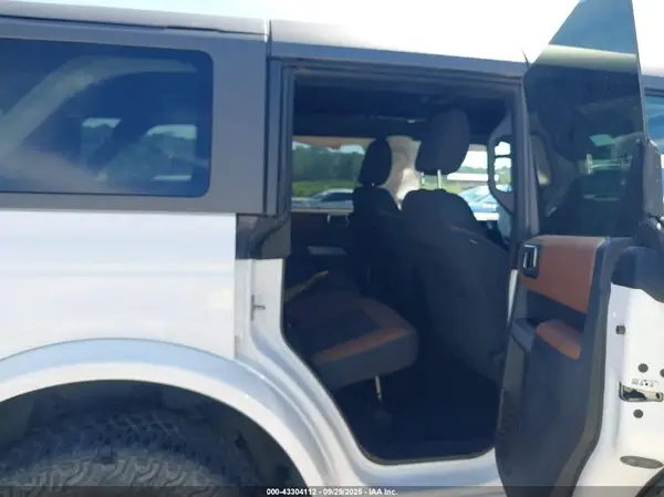 1FMDE5BH3NLB45831 2022 FORD BRONCO - Image 8