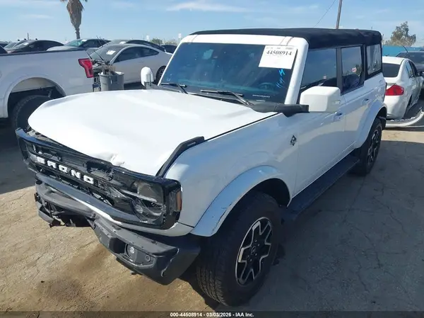 1FMDE5BH3NLB89361 2022 FORD BRONCO - Image 2