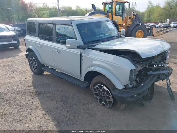 1FMDE5BH3PLA90591 2023 FORD BRONCO - Image 1