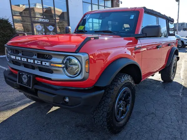 1FMDE5BH4MLB07751 2021 FORD BRONCO - Image 2