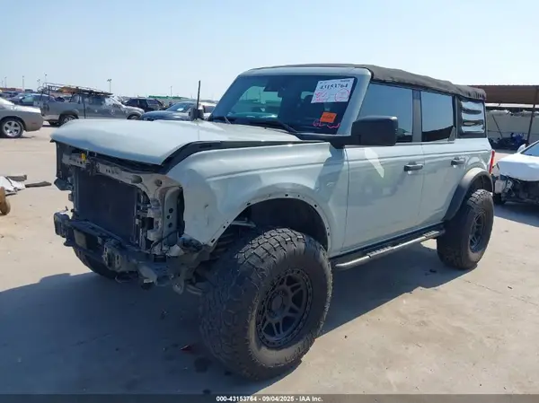 1FMDE5BH4PLA83052 2023 FORD BRONCO - Image 2