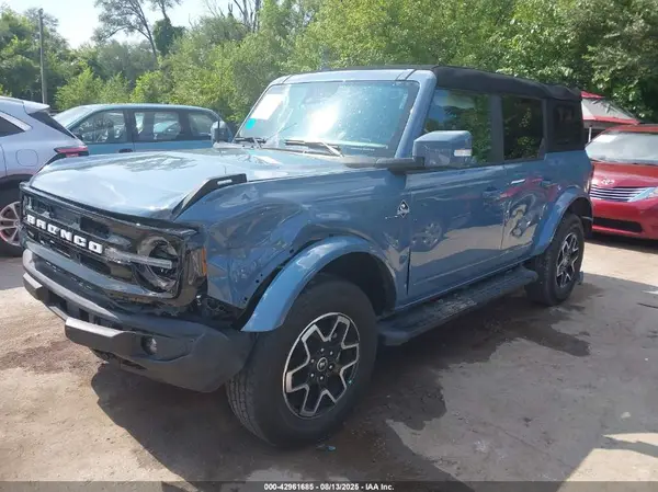 1FMDE5BH4PLA98957 2023 FORD BRONCO - Image 2