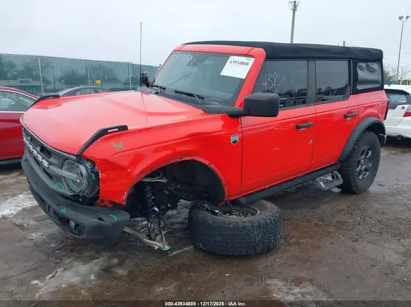 1FMDE5BH5MLA70130 2021 FORD BRONCO - Image 2